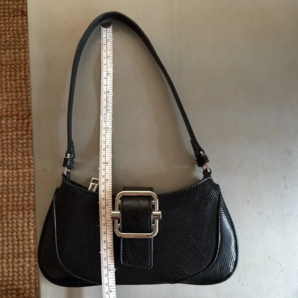 Black Faux Snake Skin Shoulder Bag - Picture 14 of 16